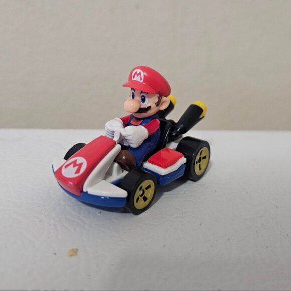 Hot Wheels Mario Kart Diecast Cars Set Of 5 - Picture 4 of 9